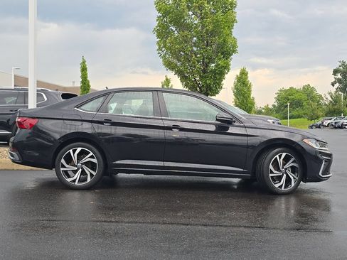 Certified 2026 Volkswagen Jetta Sport FWD image 25