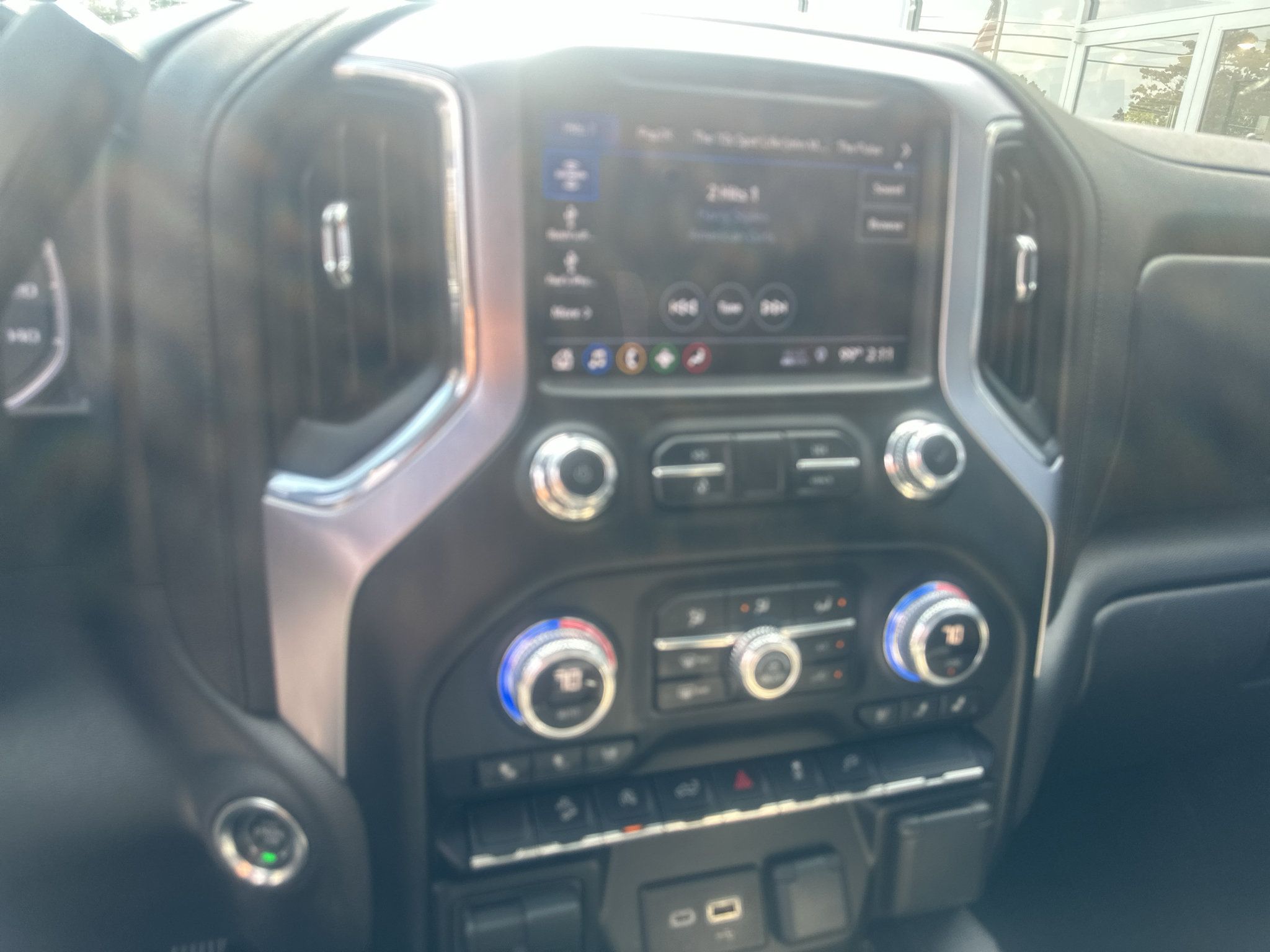 Used 2019 GMC Sierra 1500 SLT w/ SLT Premium Package AWD/4WD image 12