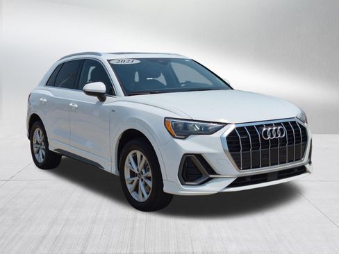Used 2022 Audi Q3 2.0T Premium w/ Convenience Package AWD/4WD image 8
