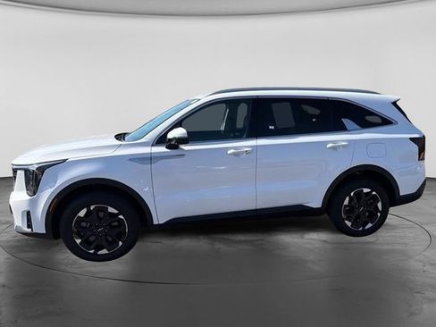Used 2024 Kia Sorento S AWD/4WD image 6