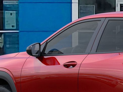 New 2026 Chevrolet Trax RS w/ Driver Confidence Package image 12