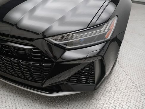 Used 2025 Audi RS 6 performance image 3