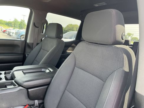 Used 2021 Chevrolet Silverado 1500 Custom w/ LPO, Dark Essentials Package AWD/4WD image 11