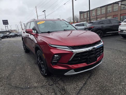 Used 2023 Chevrolet Blazer LT w/ LPO, Black Sport Package image 11