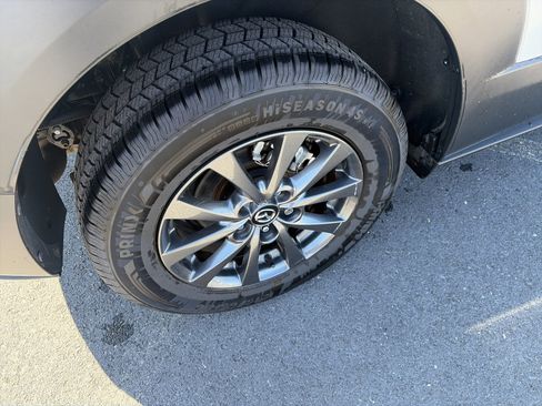 Used 2022 MAZDA CX-30 AWD 2.5 S image 11