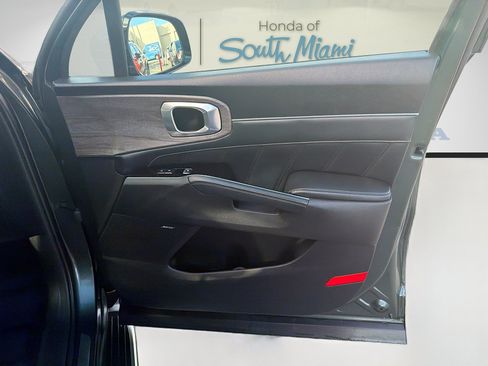 Used 2021 Kia Sorento SX Prestige image 34