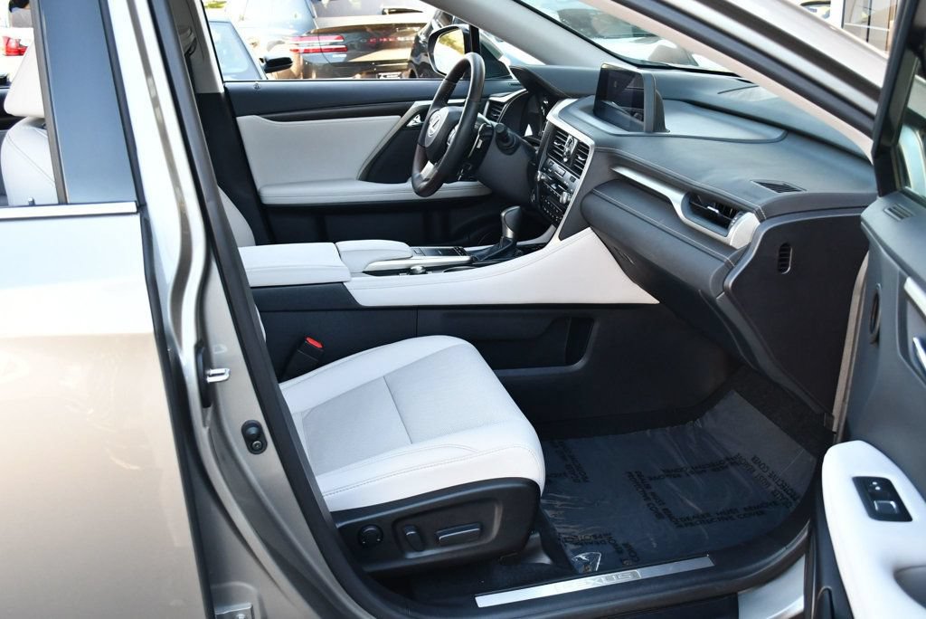 Used 2022 Lexus RX 350 FWD w/ Premium Package image 19