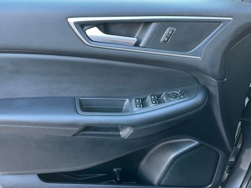 Used 2024 Ford Edge SEL image 21