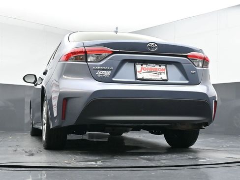 Used 2023 Toyota Corolla LE image 39