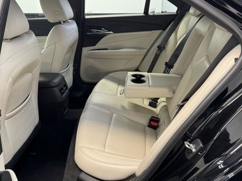 Used 2022 Cadillac CT4 Luxury image 30