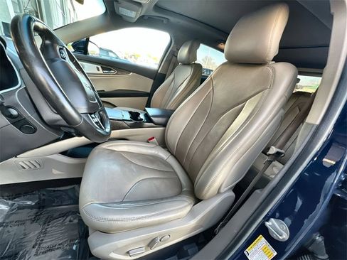 Used 2019 Lincoln Nautilus Reserve w/ Ultimate Package image 13