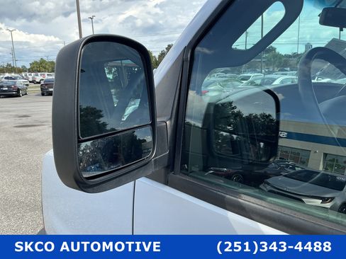 Used 2022 GMC Savana 2500 w/ Driver Convenience Package RWD image 13