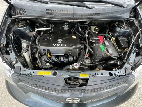 Used 2006 Scion xA Hatchback 4D image 30