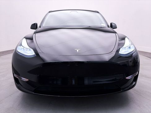 Used 2023 Tesla Model Y Performance AWD/4WD image 11