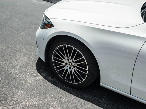Used 2024 Mercedes-Benz C 300 Sedan image 5