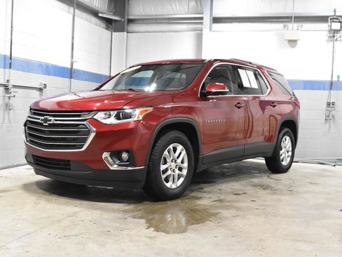 Used 2020 Chevrolet Traverse LT w/ LPO, Floor Liner Package image 4
