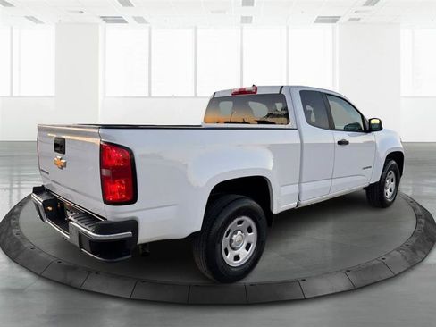 Used 2018 Chevrolet Colorado W/T w/ WT Convenience Package image 3