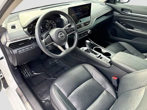 Used 2024 Nissan Altima 2.5 SL AWD/4WD image 9