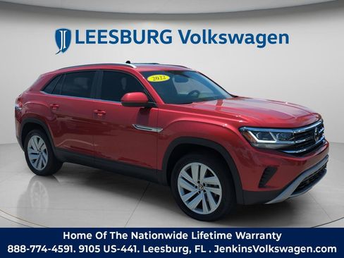 Used 2022 Volkswagen Atlas Cross Sport SE FWD image 1