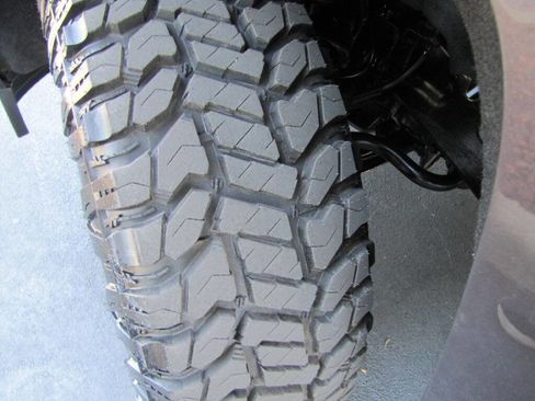 Used 2014 Chevrolet Silverado 1500 High Country image 33