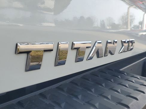 Used 2019 Nissan Titan S w/ S Utility Package image 10