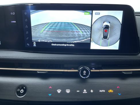 Used 2024 Nissan Ariya AWD image 19