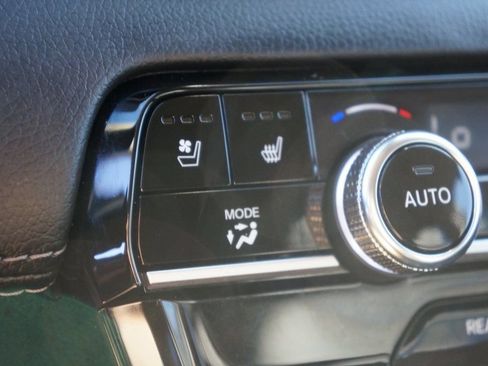 Used 2023 Honda Pilot Elite image 26