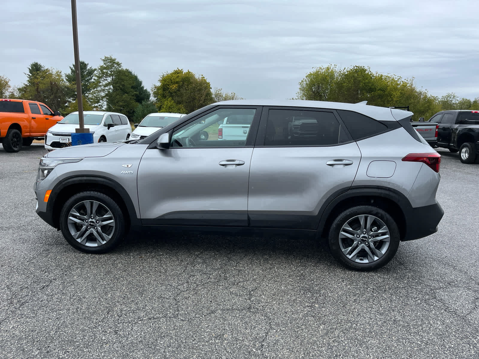 Used 2022 Kia Seltos LX AWD/4WD image 6
