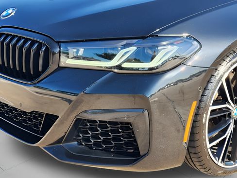 Used 2022 BMW M550i xDrive w/ Shadowloine Package AWD/4WD image 39