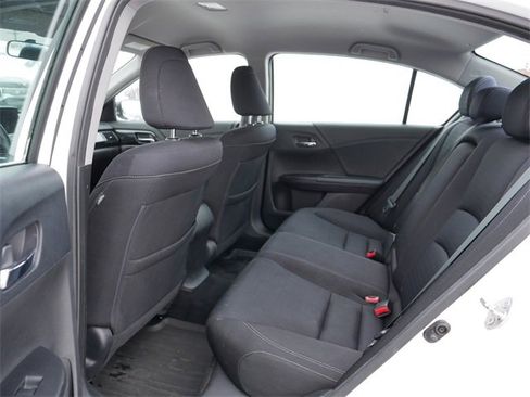 Used 2015 Honda Accord Sport image 17