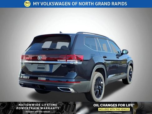 New 2026 Volkswagen Atlas SE image 6