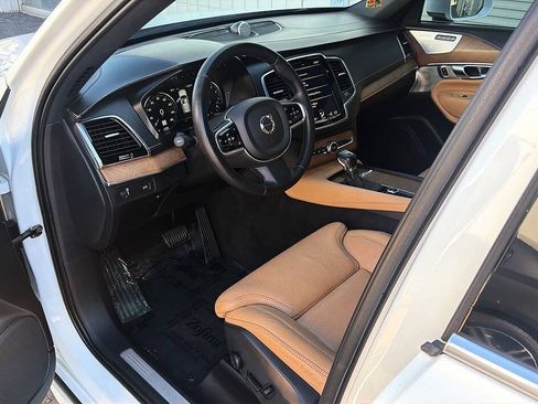 Used 2017 Volvo XC90 T6 Inscription w/ Vision Package AWD/4WD image 5