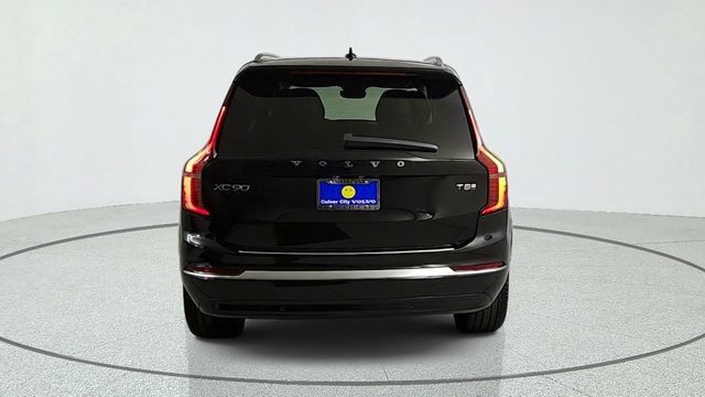 New 2026 Volvo XC90 T8 Plus w/ Protection Package AWD/4WD image 6
