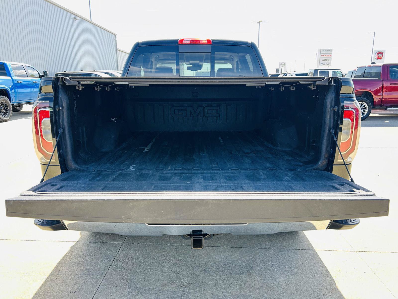 Used 2017 GMC Sierra 1500 SLT AWD/4WD image 25