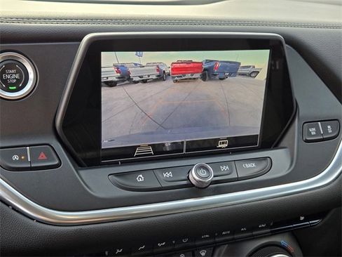 Used 2021 Chevrolet Blazer LT image 21