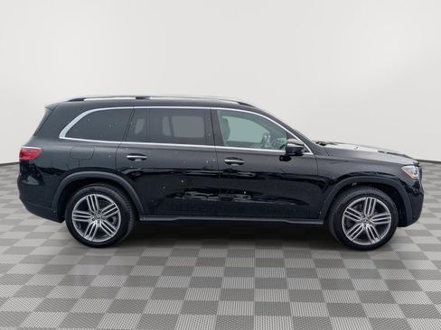 Used 2025 Mercedes-Benz GLS 450 4MATIC image 6