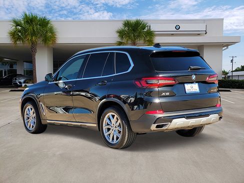 Used 2022 BMW X5 xDrive40i w/ Premium Package image 6