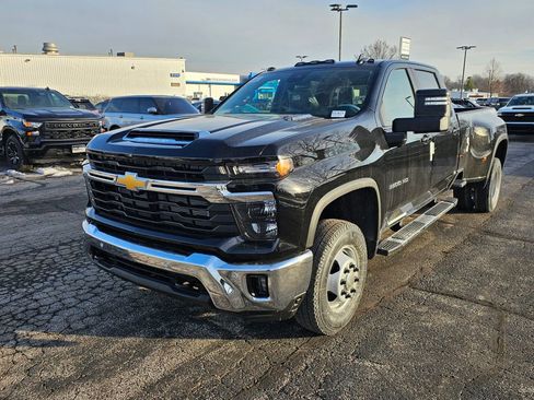 New 2026 Chevrolet Silverado 3500 LT w/ All Star Edition image 5