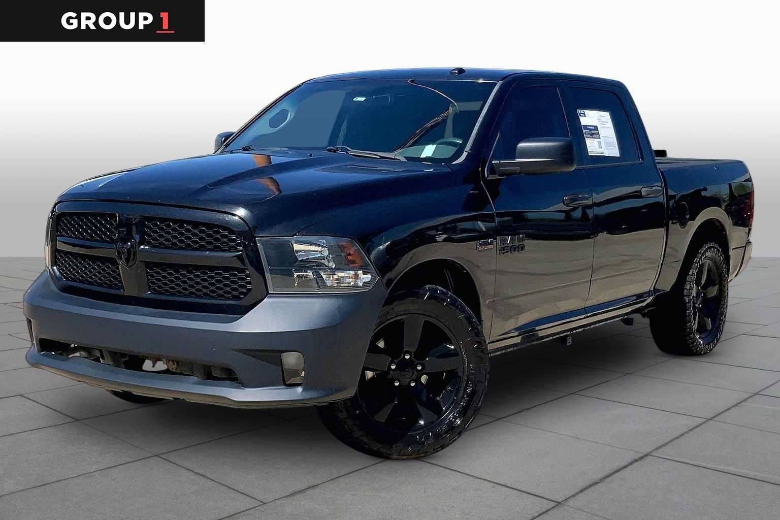Used 2015 RAM 1500 Express RWD image 1