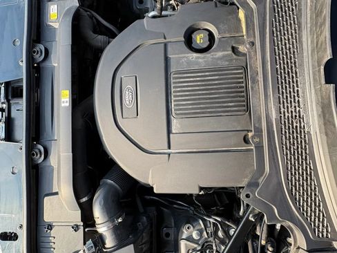 Used 2016 Land Rover Range Rover HSE AWD/4WD image 34