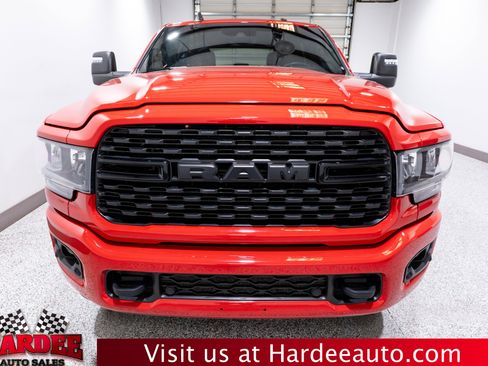 Used 2024 RAM 2500 Big Horn w/ Night Edition AWD/4WD image 7