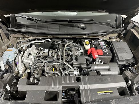 Used 2026 Nissan Kicks SV w/ Cold Weather Package image 6