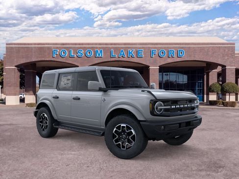 New 2026 Ford Bronco Outer Banks AWD/4WD image 7
