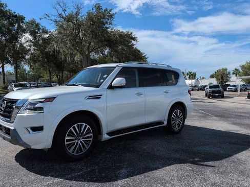 Certified 2024 Nissan Armada SL w/ Captain's Chairs Package RWD image 8