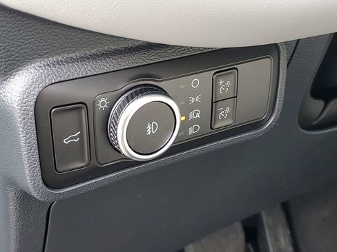 New 2026 Ford Explorer Active w/ Active Comfort Package image 10