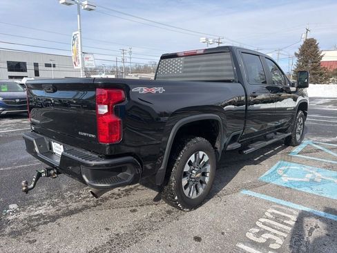Used 2023 Chevrolet Silverado 2500 Custom w/ Custom Value Package image 6