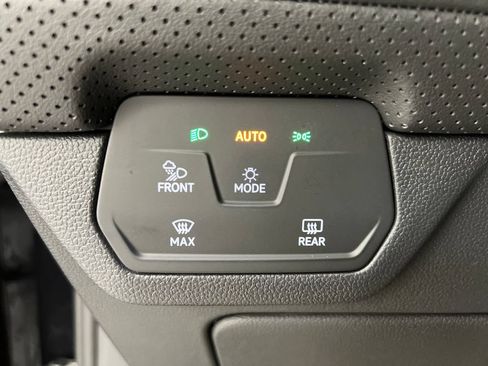 Used 2026 Volkswagen Atlas SE FWD image 52