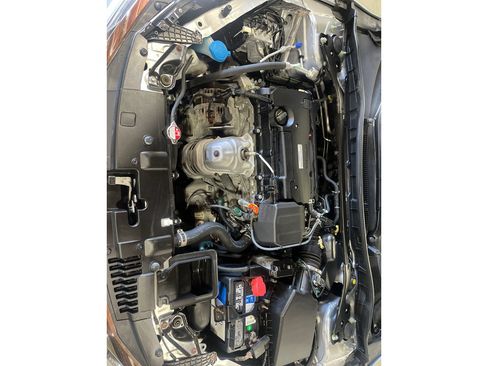 Used 2017 Honda Accord Sport image 23