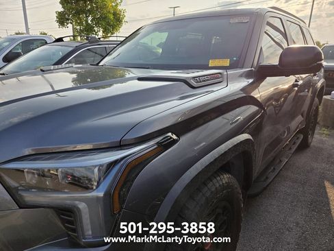 Used 2024 Toyota Sequoia TRD Pro AWD/4WD image 5
