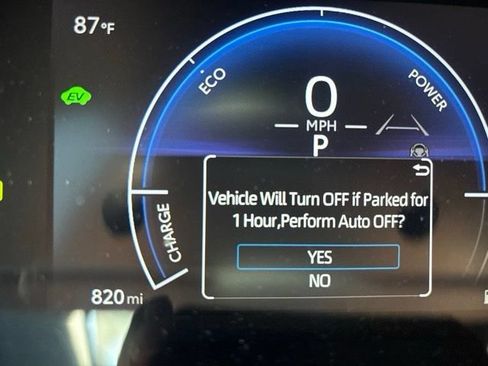 Used 2026 Toyota Camry SE w/ Convenience Package FWD image 11